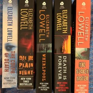 EUC 5 Elizabeth Lowell stand-alone suspense/thriller novels